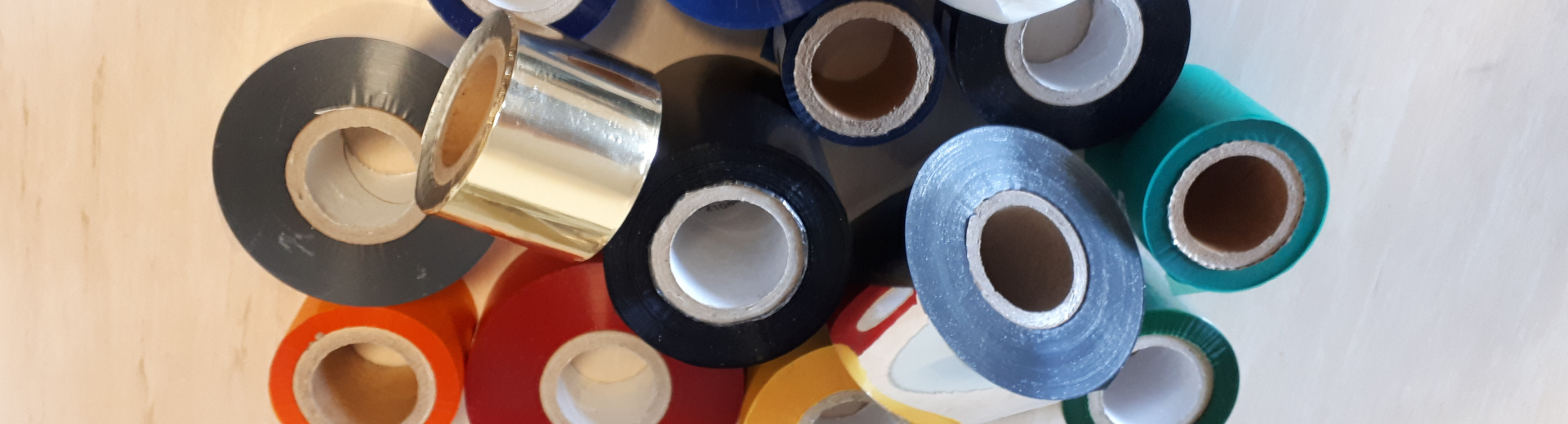 Transferdruckfolien, Satinbänder, Polyesterbänder für den Transferdruck von Textiletiketten